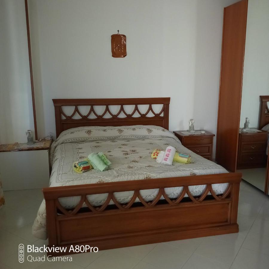Rossyiva Hotel Minturno Luaran gambar