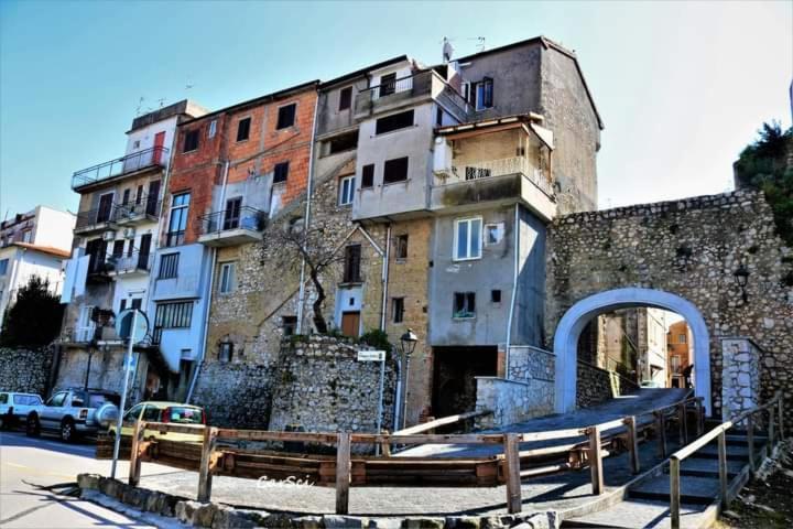 Rossyiva Hotel Minturno Luaran gambar